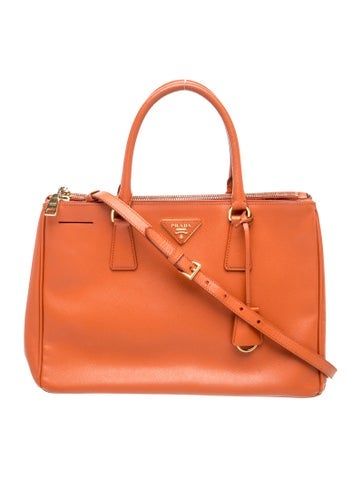 Saffiano Leather Galleria Double Zip Medium