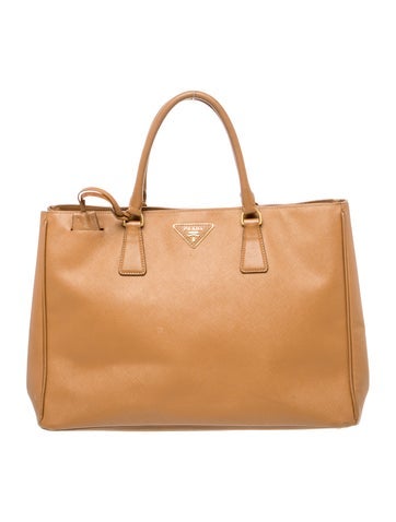 Saffiano Leather Galleria Tote Large