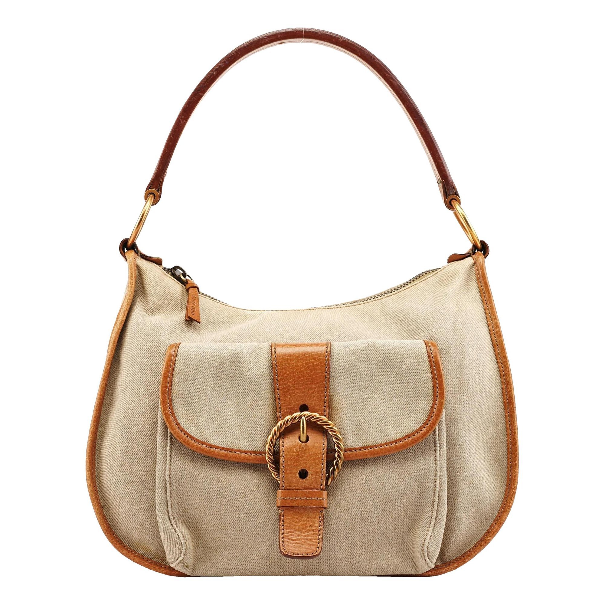 Pocket leather handbag