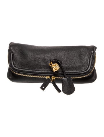 Skull Clutch