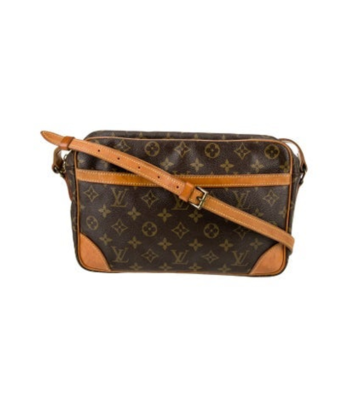 Louis Vuitton Vuitton Lv Monogram Trocadero 30