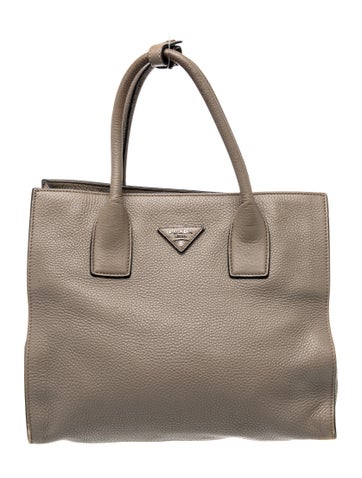 Vitello Daino Leather Top Handle Bag