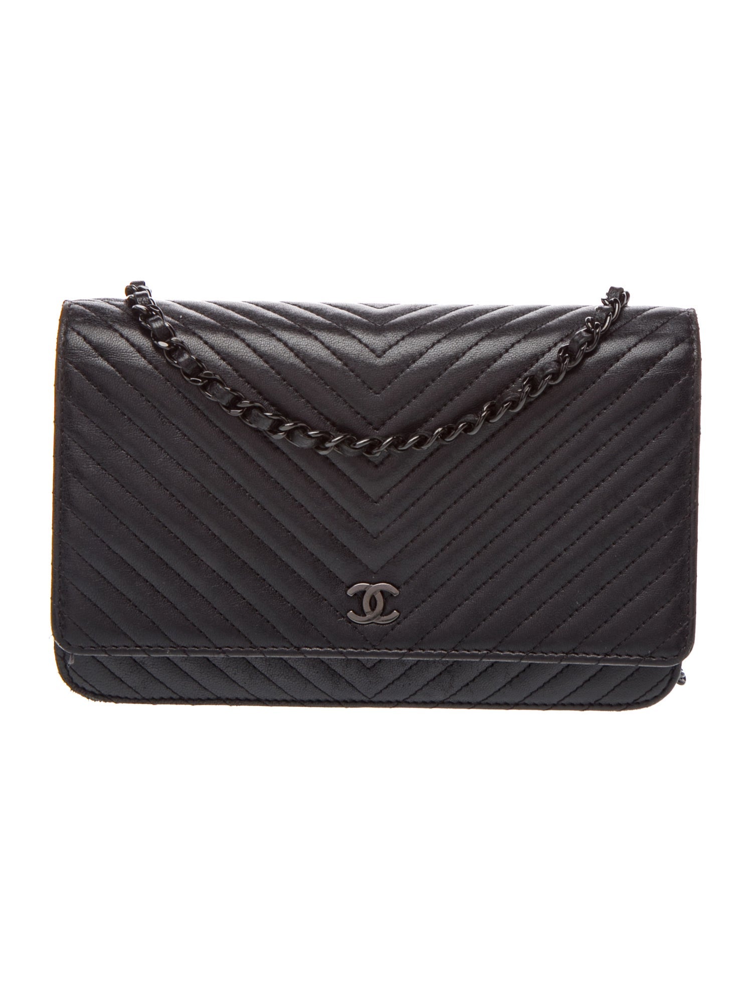 So Black Chevron Wallet On Chain