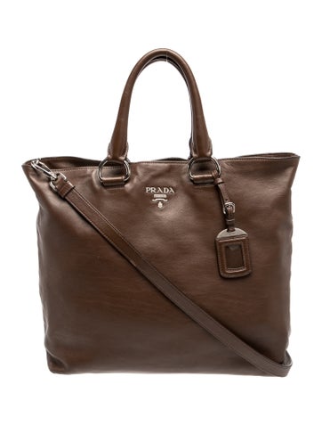 Signature Tote