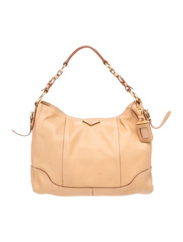 Signature Shoulder Bag