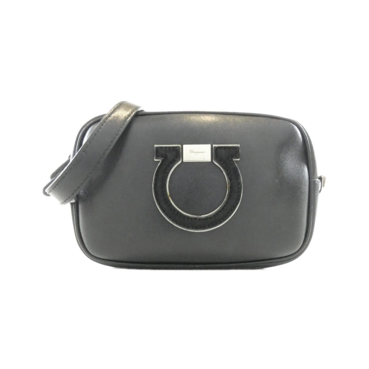 Salvatore Ferragamo 21 H328 Shoulder Bag