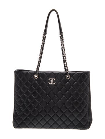 Classic Timeless Shopping Tote