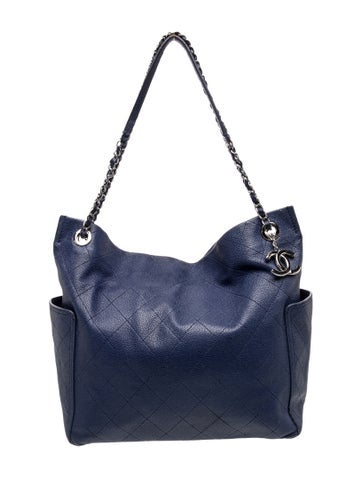Quilted Around Pocket Hobo