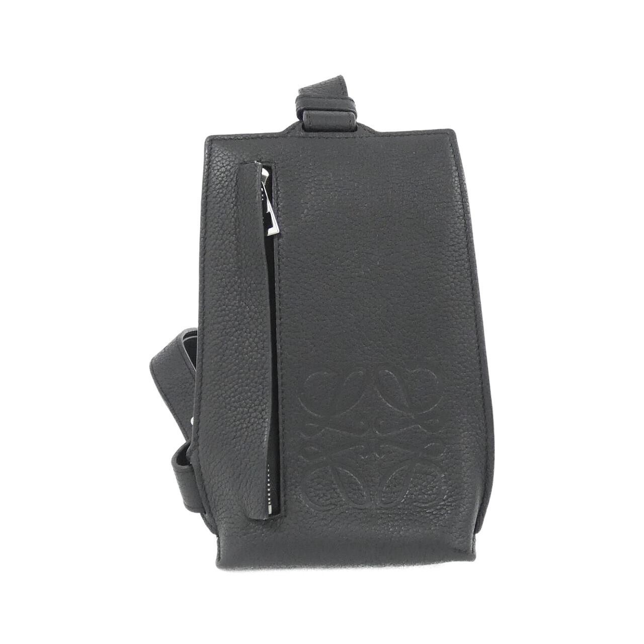 Loewe Loewe Brand Vertical T Pocket C500P02X02 Shoulder Bag