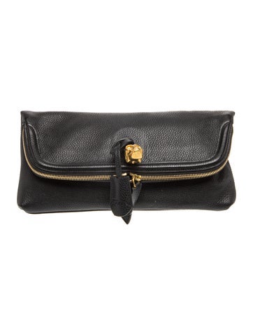 Skull Clutch
