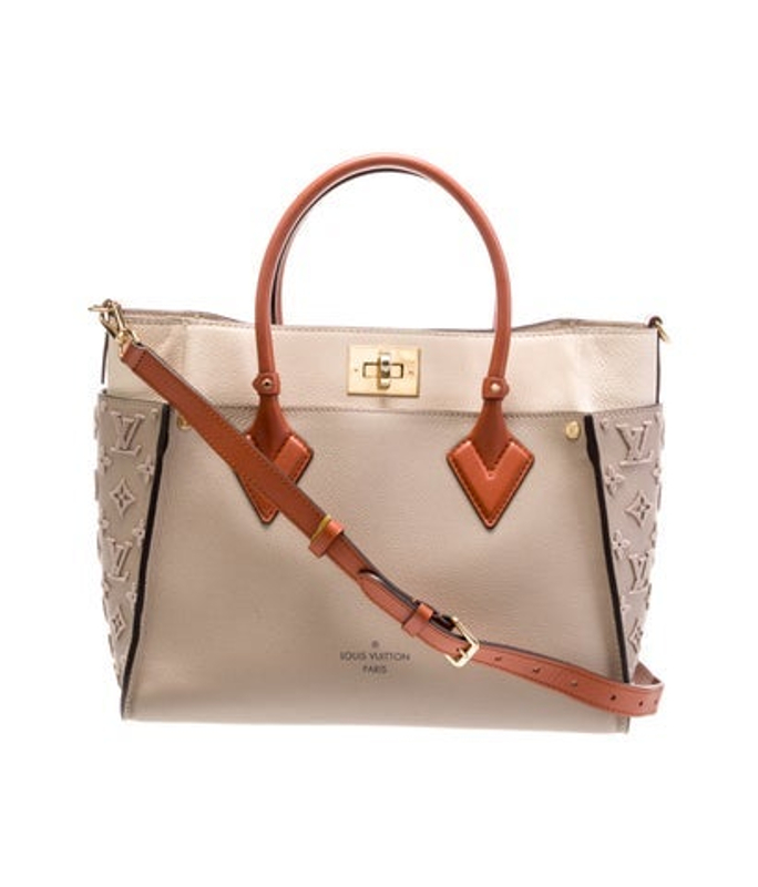 Louis Vuitton Vuitton Lv Monogram On My Side Mm