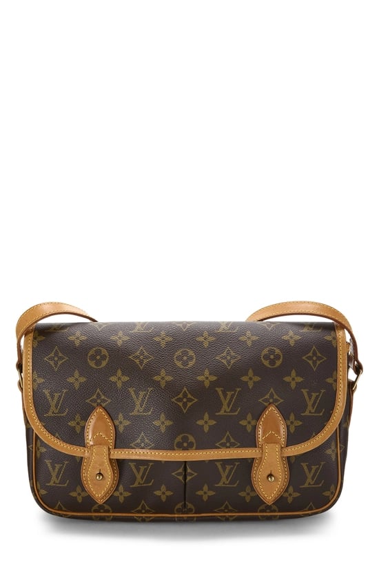 Monogram Canvas Sac Gibeciere MM