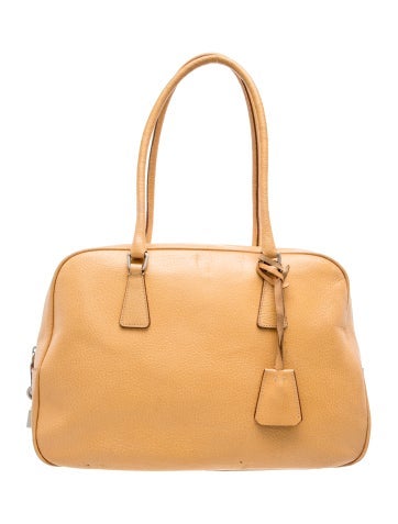 Vitello Daino Leather Top Handle Bag