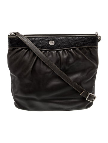 GG Signature Shoulder Bag