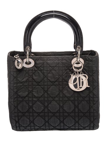 Cannage Lady Dior Medium