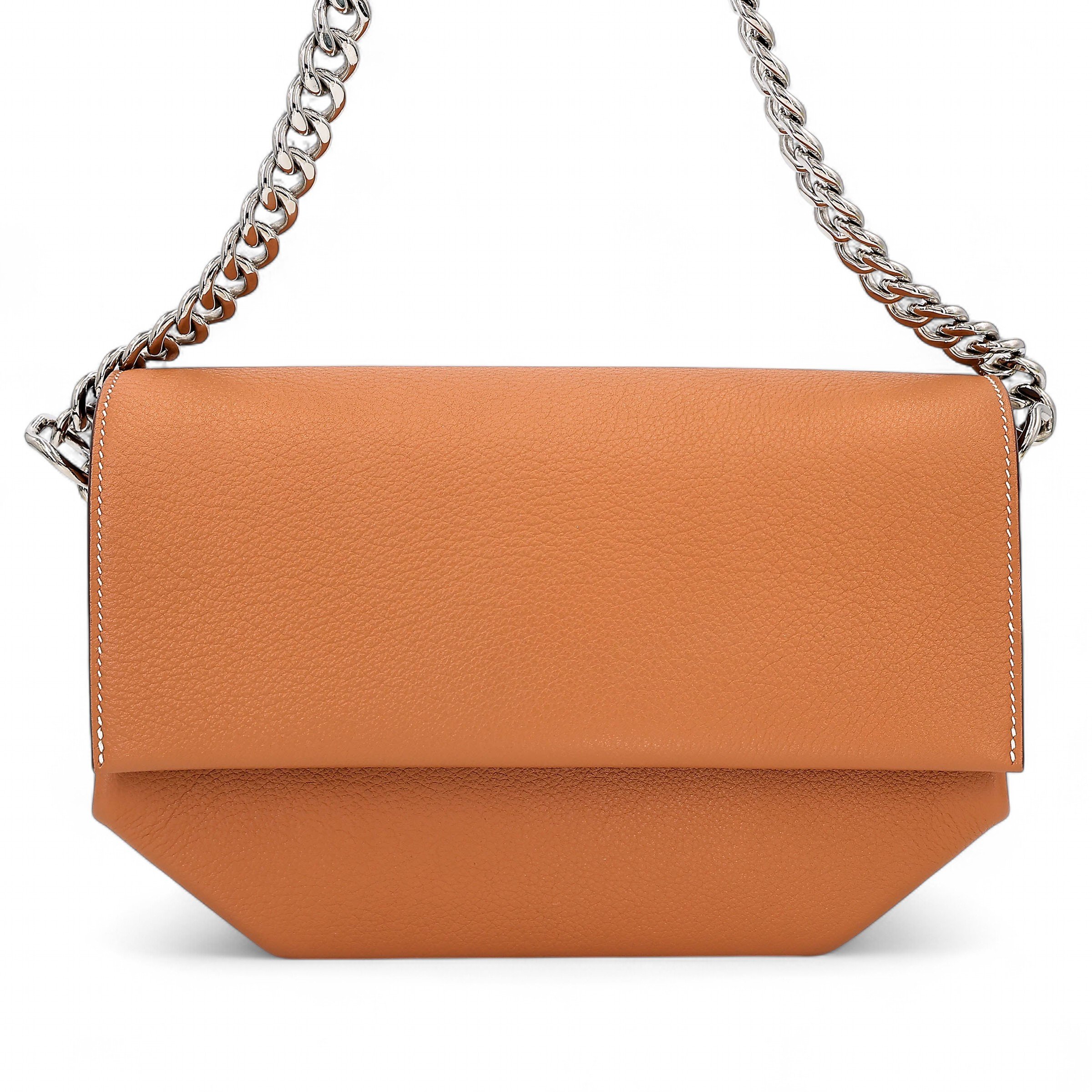 Hermes Excellent ( Rank SA ) HERMÈS Opli 24 Chain bag Toffee (1H) Capucine (9T) Taurillion Novillo Palladium hardware D (2019)