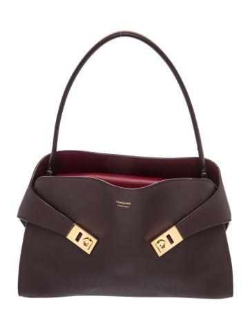 Leather Soft Hug Medium