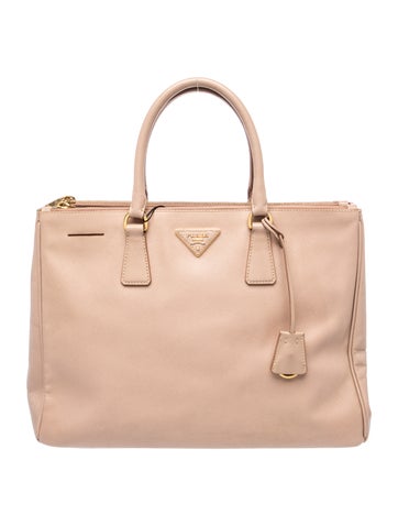 Saffiano Leather Galleria Double Zip Large