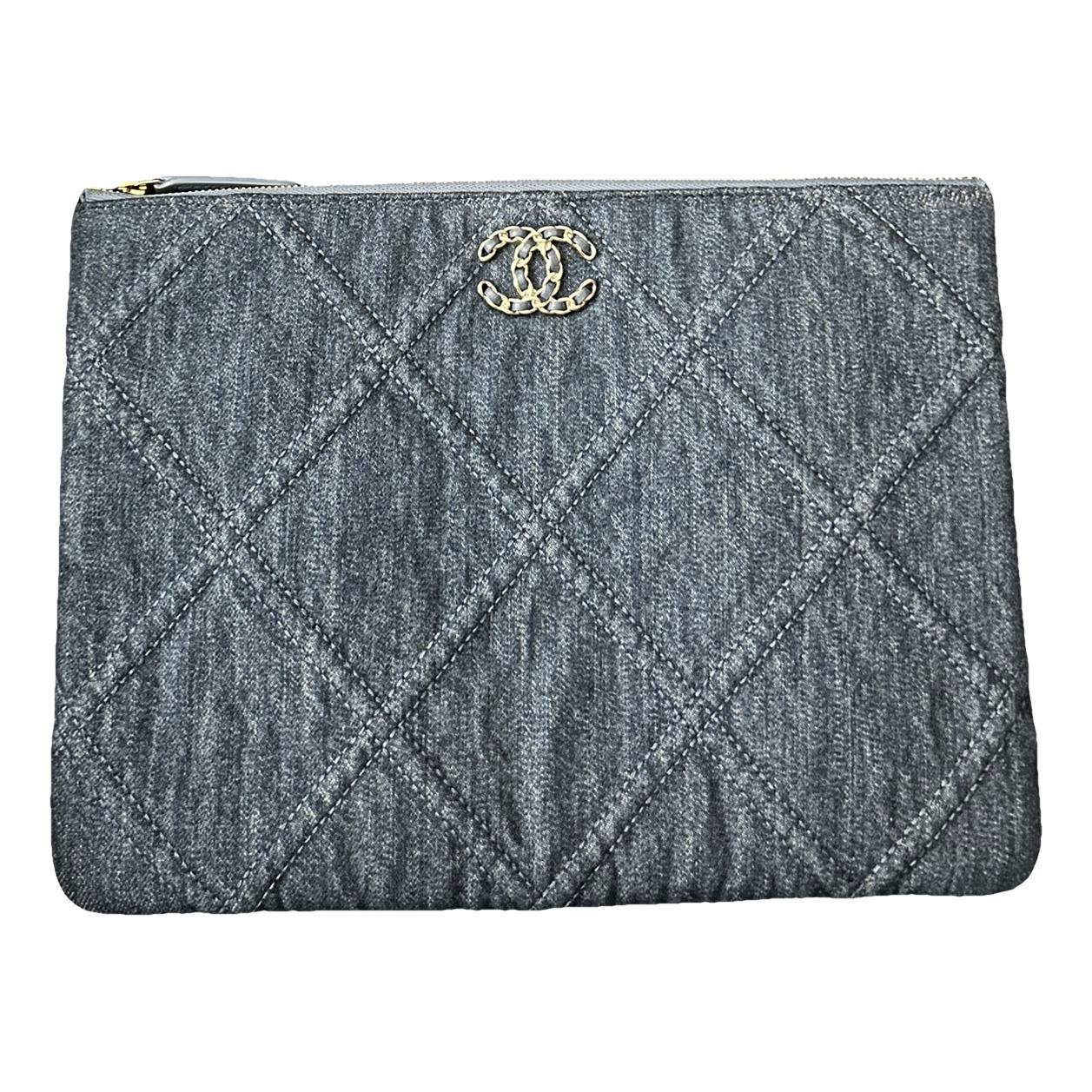 Chanel 19 clutch bag