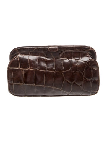 Crocodile Clutch