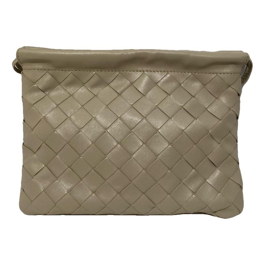 Loop leather handbag