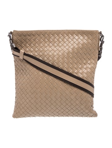 Intrecciato Shoulder Bag