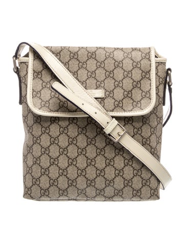GG Supreme GG Supreme Messenger Bag