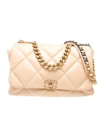 Maxi 19 Flap Bag