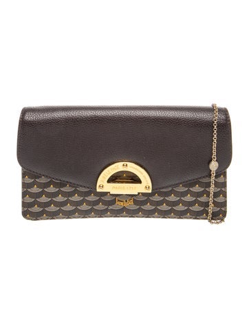 Parade Wallet on Chain