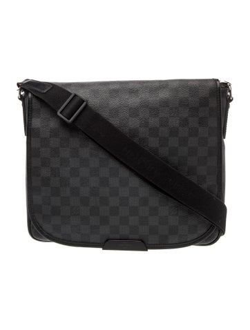 Damier Graphite District MM Vintage