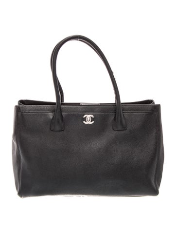 Chanel Medium Executive Cerf Tote