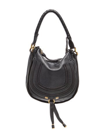 Signature Shoulder Bag Medium