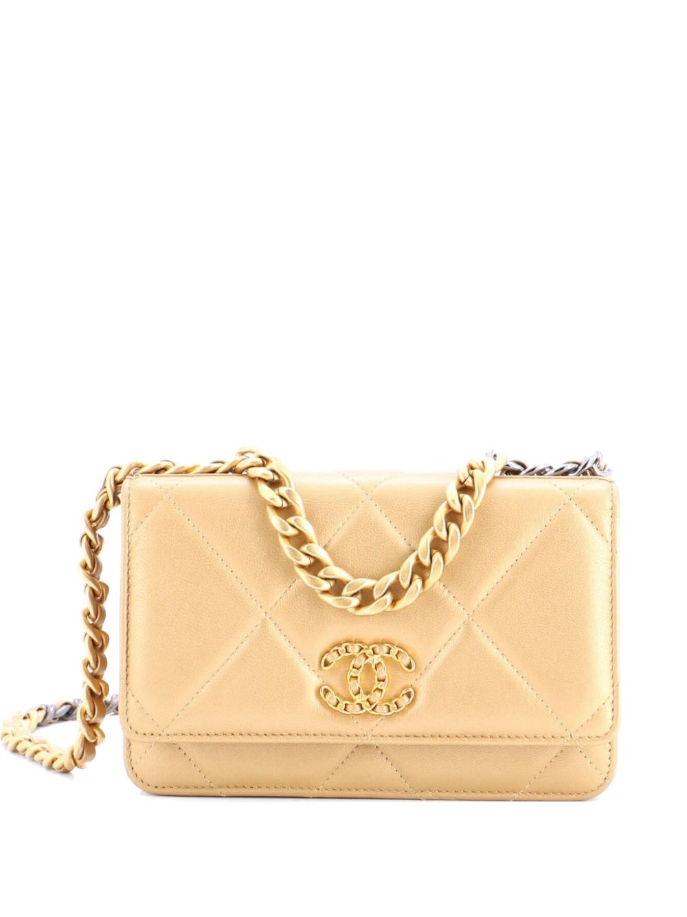 19 Wallet on Chain Quilted Lambskin crossbody bag