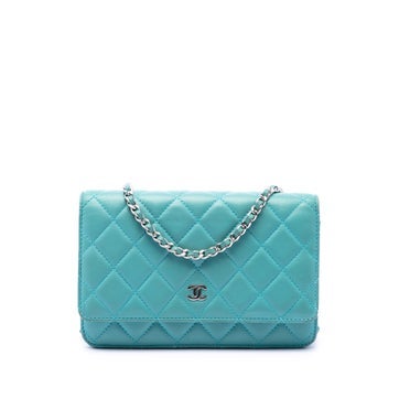 Lambskin CC Quilted Lambskin Wallet On Chain