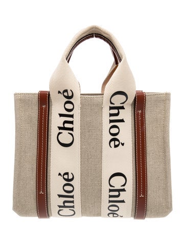 Canvas Chloe Small Woody Logo Strap Linen Tote