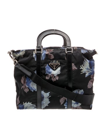 Enameled Metal Triangle Top Handle Bag