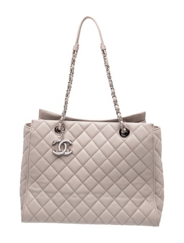 Large Chic And Soft Shopping Tote