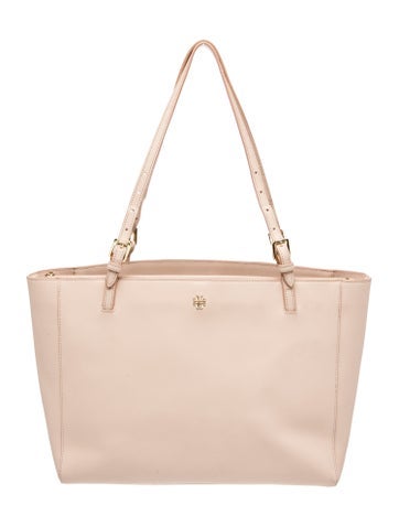 Signature Tote