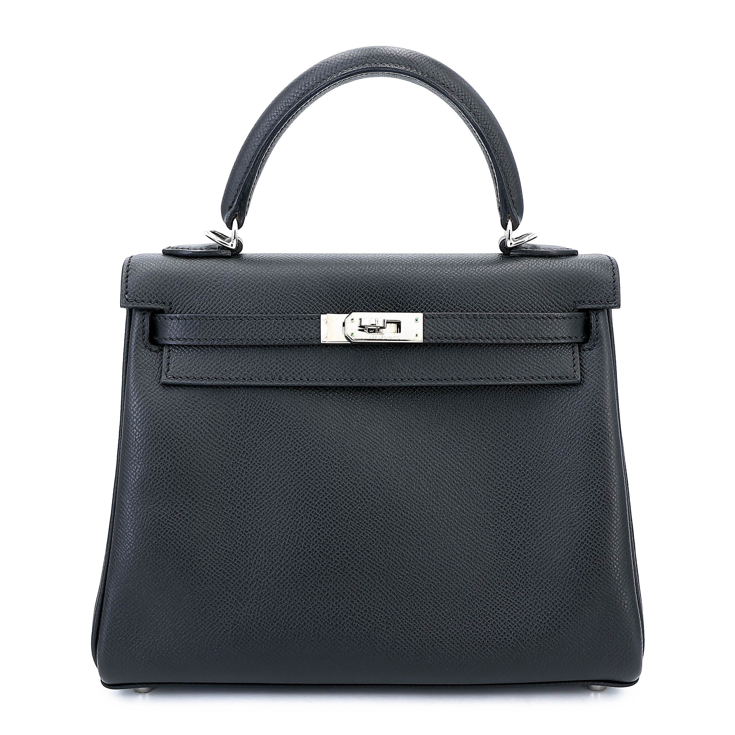 Excellent ( Rank SA ) HERMÈS Kelly 25 Noir (89) Epsom Palladium hardware Square M (2009)