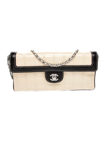 Square Quilt E/W Flap Bag