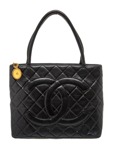 Medallion Tote