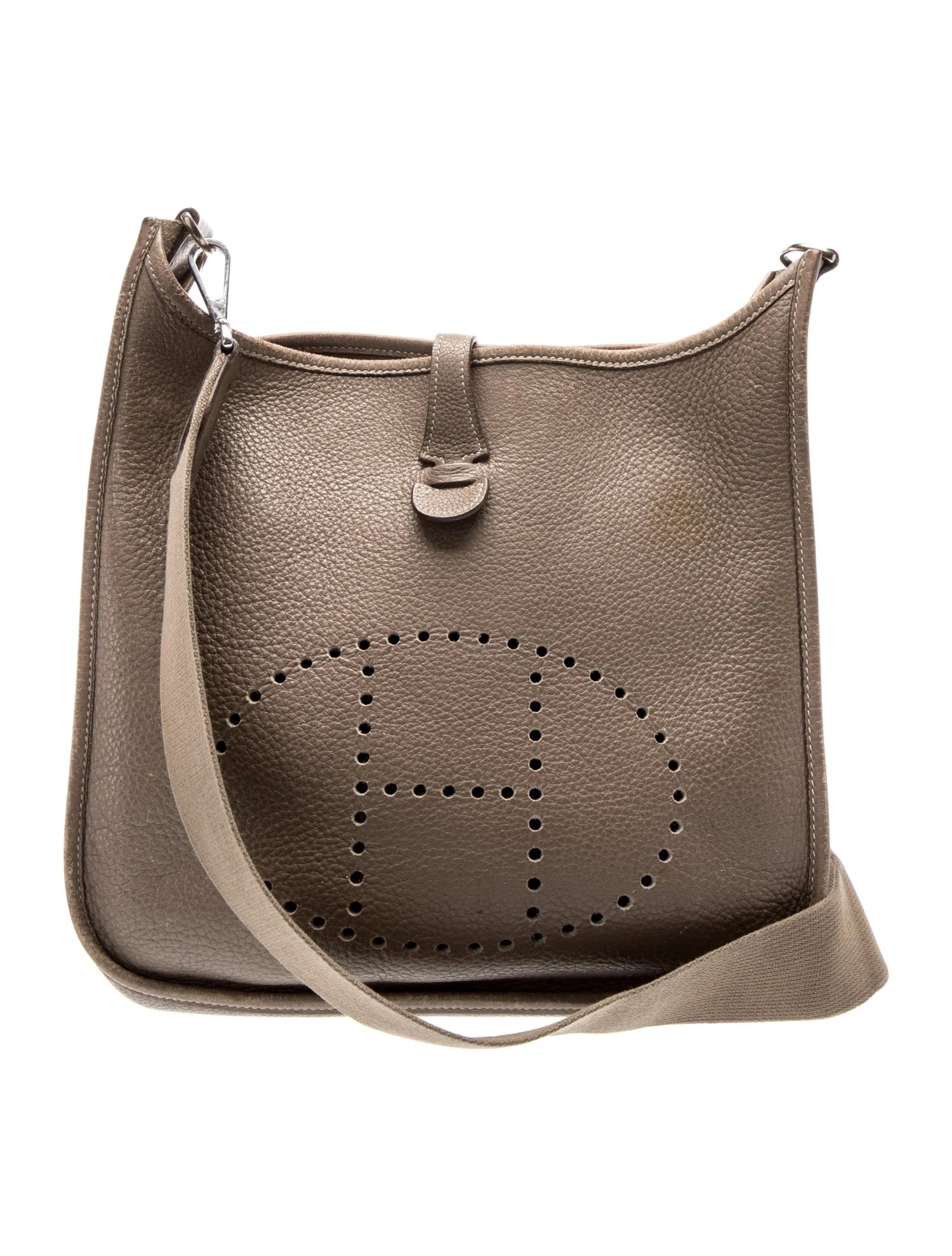 Clemence Evelyne III 29