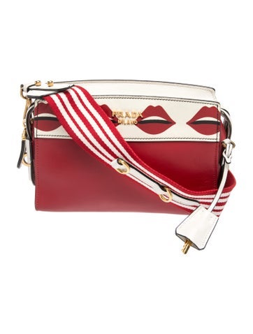 Saffiano Leather Esplanade