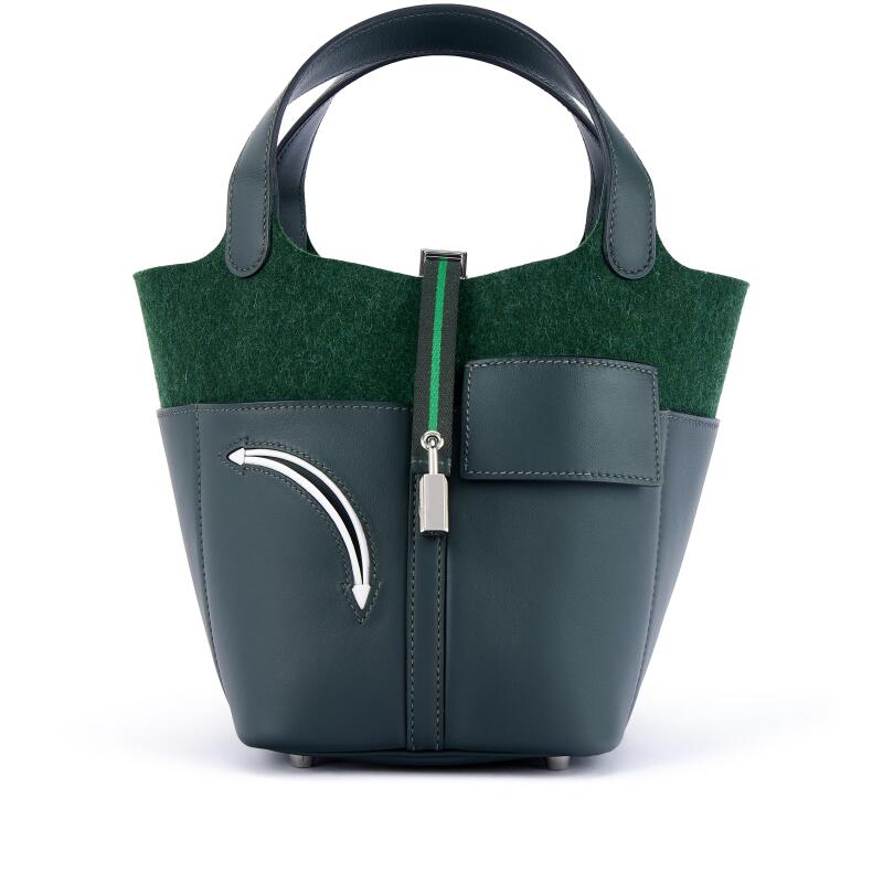 Hermes Limited Edition Vert Fonce Swift and Vert Anglais Feutre Wool Picotin Lock 18 Palladium Hardware, 2024