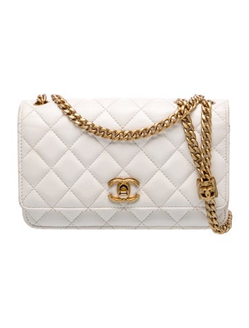 Pillow Crush Wallet on Chain