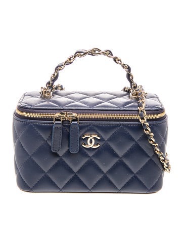 Quilted Lambskin Small Pick Me Up Vanity Case