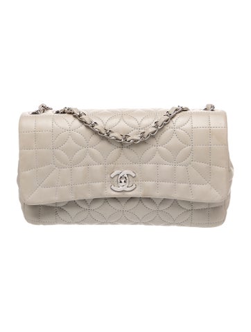 Lady Graphic Flap Bag