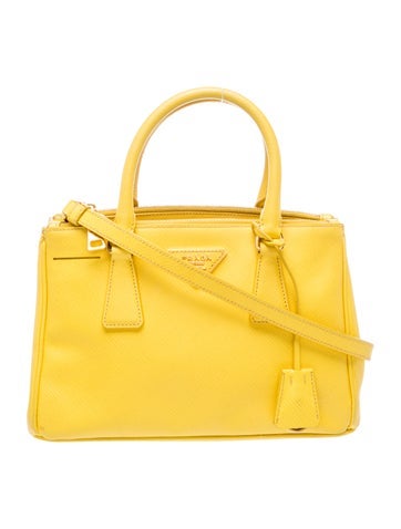 Saffiano Leather Galleria Double Zip Small