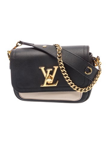 Taurillon Leather Lockme Tender