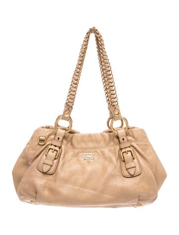 Vitello Daino Leather Shoulder Bag